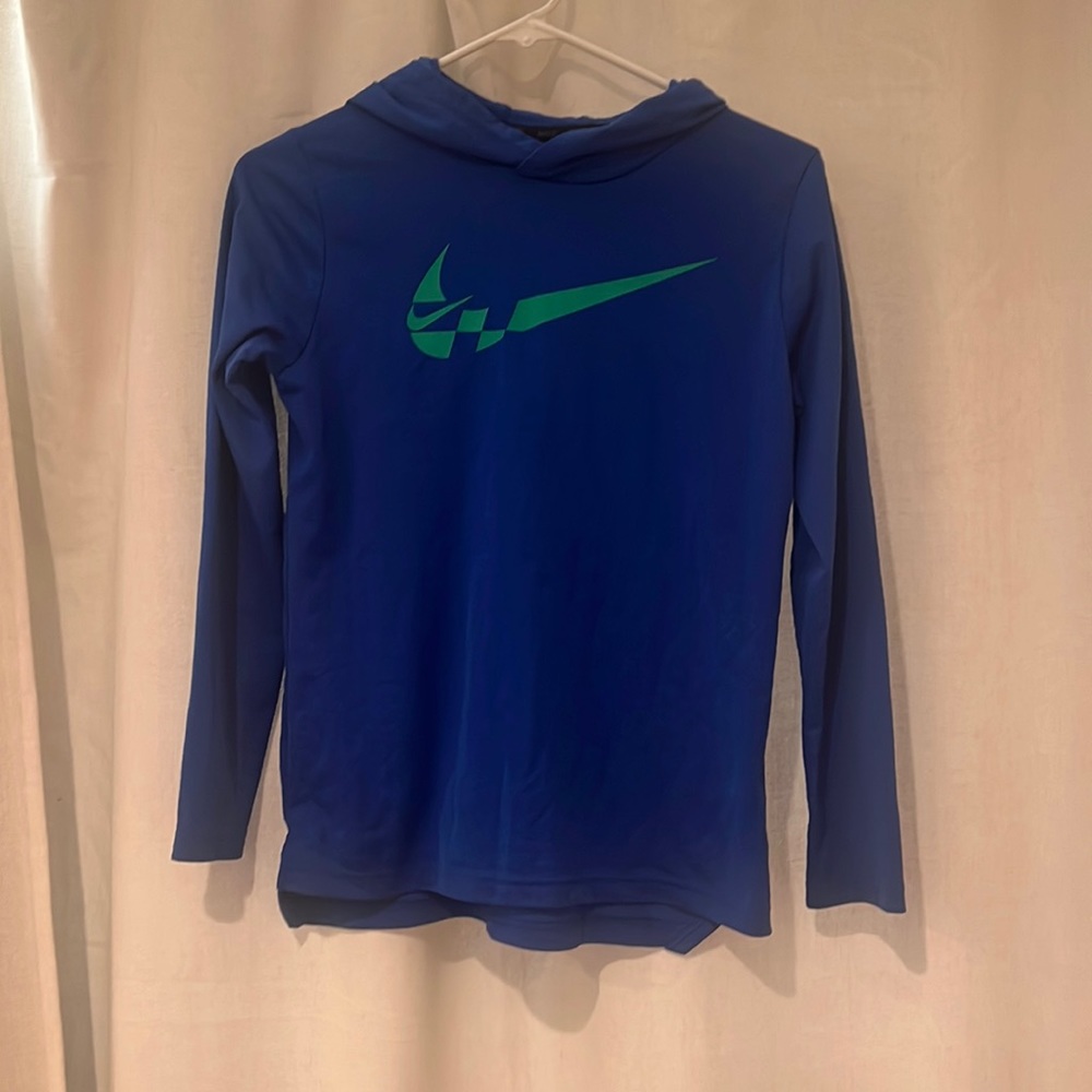 Nike DRI-FIT pullover